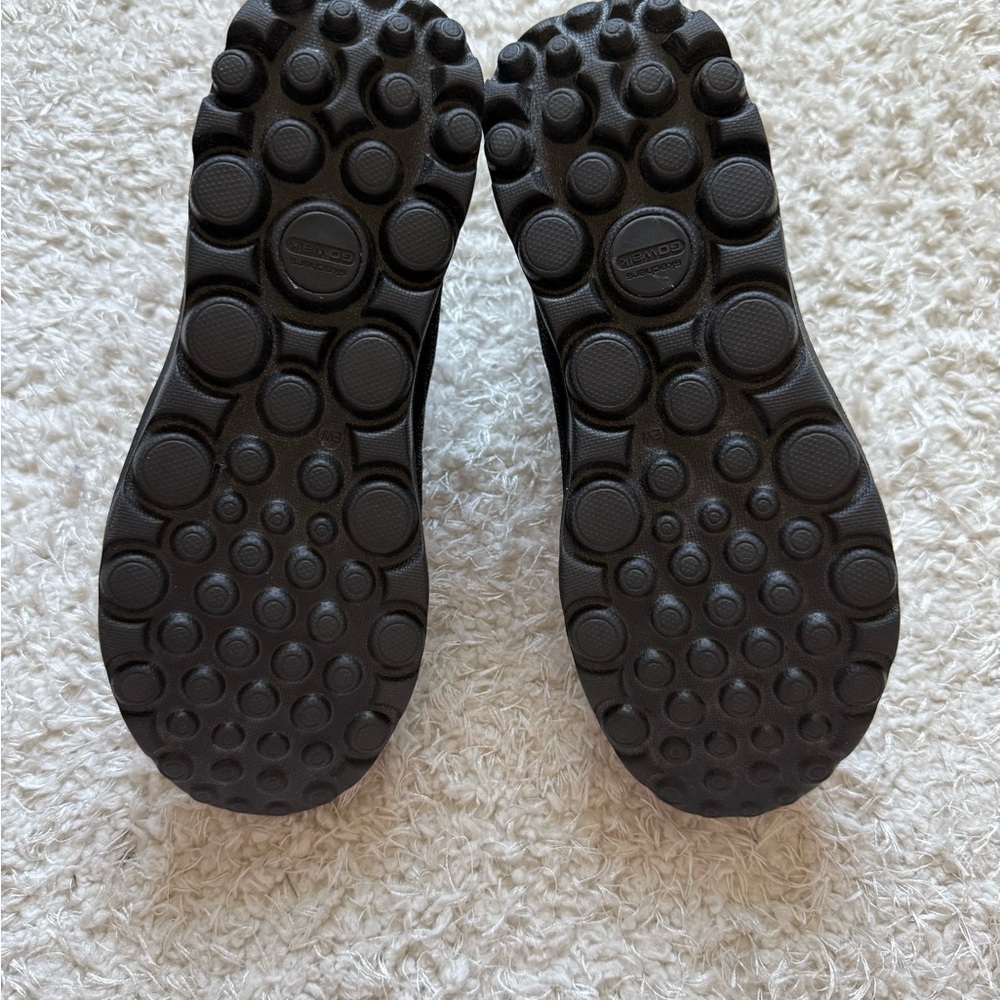 Skechers Go Walk woman’s Black Slip-On Walking Shoes: Size 7 - Picture 3 of 6